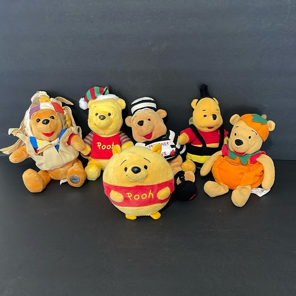 Disney Other - DISNEY VINTAGE WINNIE THE POOH STUFFED ANIMAL COLLECTOR BUNDLE